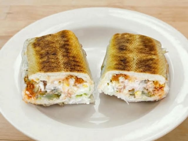 Real Chicken Sub.
